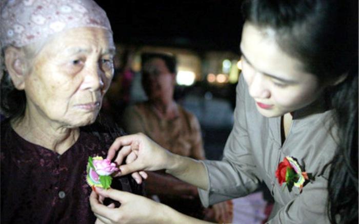 Phân biệt lễ vu lan với ngày xóa tội vong nhân | Tử Vi Cổ Học