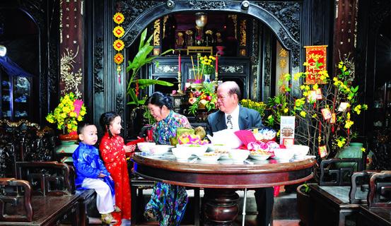 Thiêng liêng mâm cỗ cúng Tất niên chiều cuối năm | Tử Vi Cổ Học