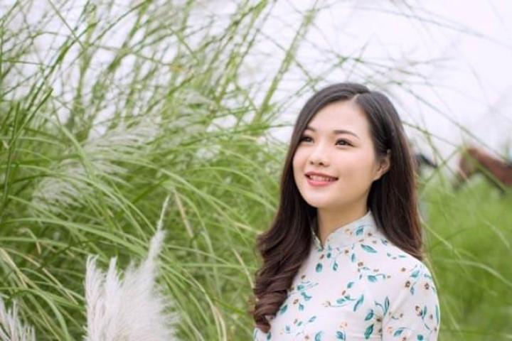 Có sắc đẹp là ưu thế, nhưng sống tươi đẹp lại là năng lực thực sự | Tử Vi Cổ Học