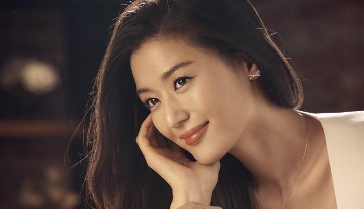 Phụ nữ không hiền, chỉ là họ đang sống ‘biết điều’ | Tử Vi Cổ Học