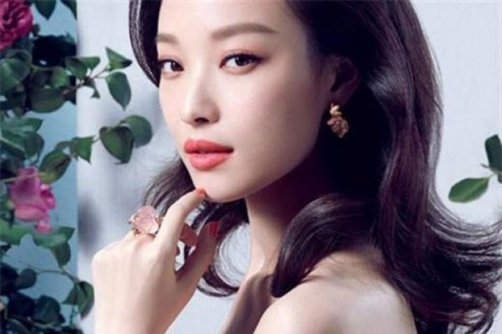 Cuối năm nay, 3 con giáp này CÔNG DANH SÁNG RỰC, tiền bạc dư dả, đầu tư 9 sinh lời 10 | Tử Vi Cổ Học