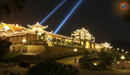 Phong tục ngày Tết: Lễ chùa, đình, đền | Tử Vi Cổ Học