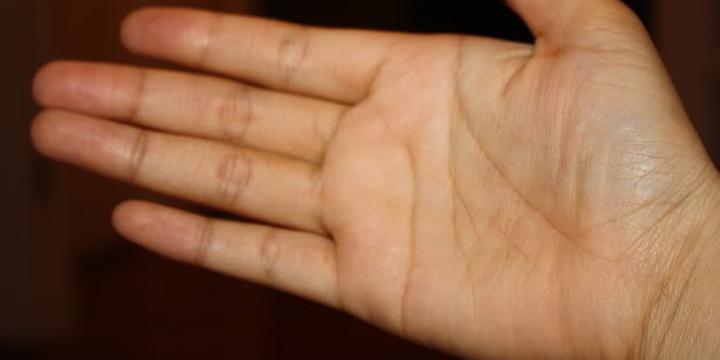 Xem bói đường chỉ tay xuất ngoại trên bàn tay bạn | Tử Vi Cổ Học