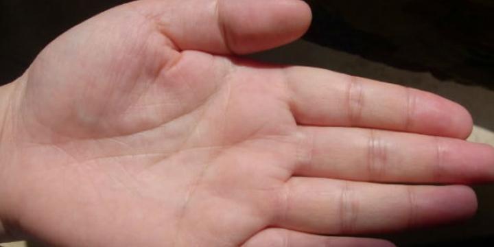 Đoán bắt người có số giàu sang qua chỉ tay | Tử Vi Cổ Học