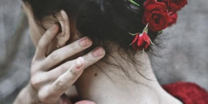 Nốt ruồi sau gáy nói lên điều gì về số phận phụ nữ? | Tử Vi Cổ Học