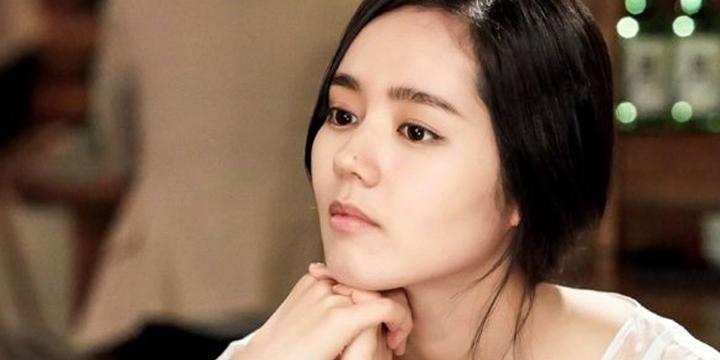 4 nốt ruồi “vàng” được xem là số vượng phu ích tử của người phụ nữ | Tử Vi Cổ Học