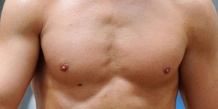 Xem bói nốt ruồi ở ngực đàn ông mang ý nghĩa gì | Tử Vi Cổ Học