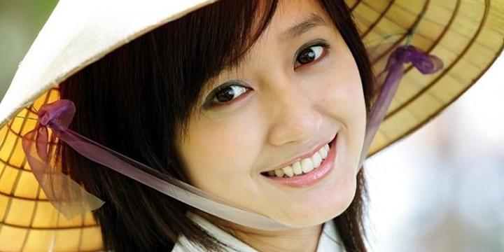 Phụ nữ có nét tướng này, rất nhiều nam nhân đều yêu mến, theo đuổi | Tử Vi Cổ Học